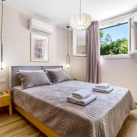 Polys Lefkada 1 Apartment Apolpaina