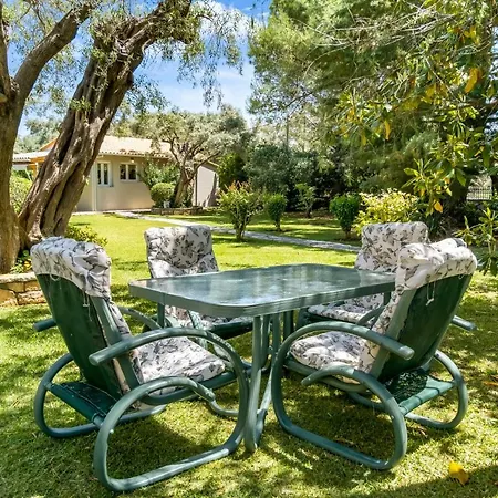 Polys Lefkada 1 Apartment Apolpaina