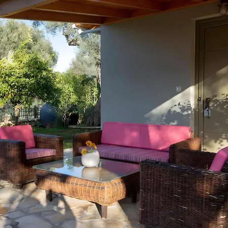 Апартаменты Polys Lefkada 1