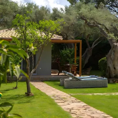 Polys Lefkada 1 * Apolpaina